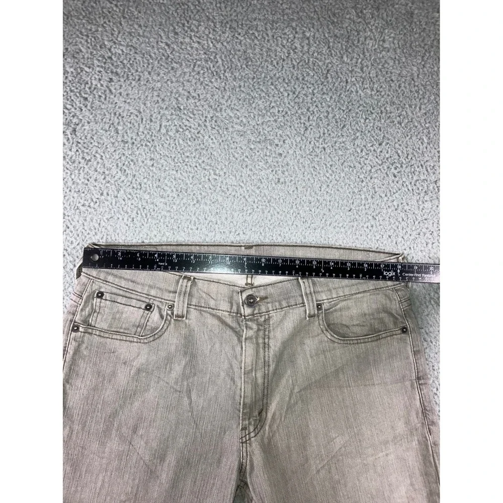 Levis stain back